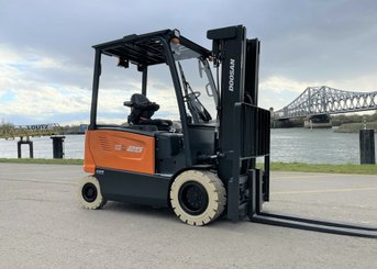 Chariot élévateur électrique Doosan B25X-7 - 9