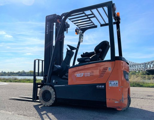 Chariot élévateur électrique Doosan B18T-7
