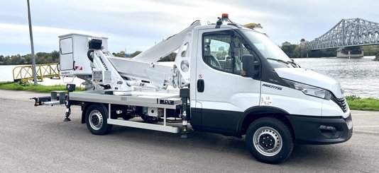 Nacelle sur camion Multitel MX200 - 1