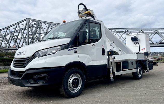 Nacelle sur camion Multitel MT204EX