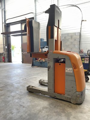 Préparateur de commandes au sol - EK-X
