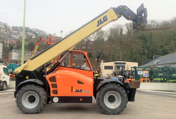 Chariot élévateur télescopique JLG 3614RS