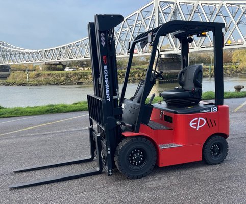 Chariot élévateur électrique EP Equipment EFL181