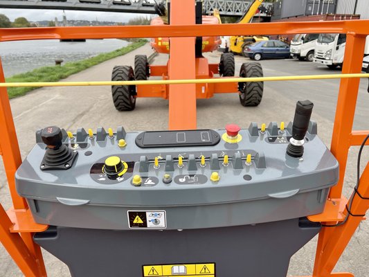 Nacelle articulée JLG 1250AJP