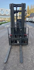 Chariot élévateur électrique EP Equipment EFL181 - 8