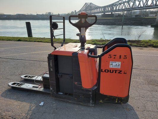 Transpalette électrique BT LPE240