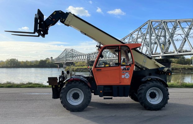 Chariot élévateur télescopique JLG 3614RS