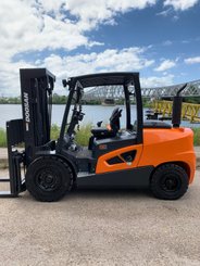 Chariot élévateur diesel Doosan D50CS-9 - 1