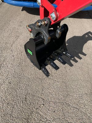 Mini pelle Yanmar SV08