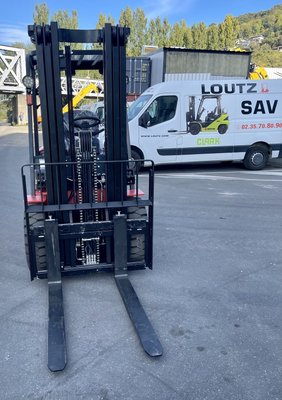 Chariot élévateur électrique EP Equipment EFL352