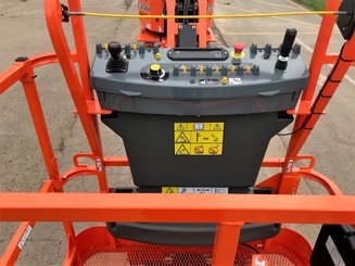 Nacelle articulée JLG E300AJP - 11