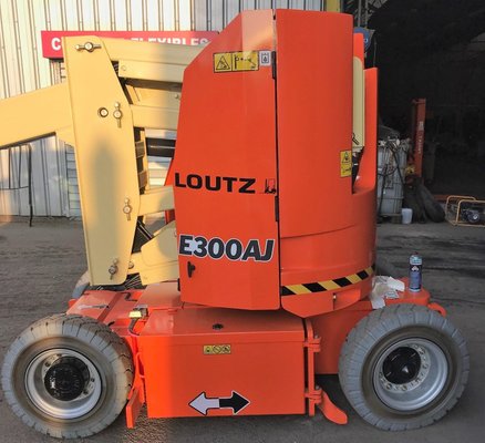 Nacelle articulée JLG E300AJ