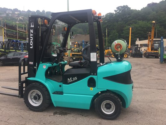 Chariot élévateur gaz Maximal FGL25T