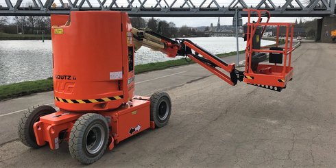 Nacelle articulée JLG E300AJP - 4