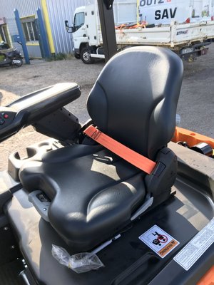 Chariot élévateur électrique Doosan B18T-7