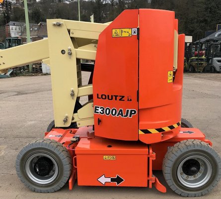 Nacelle articulée JLG E300AJP