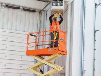 Nacelle ciseaux JLG 2032ES - 1