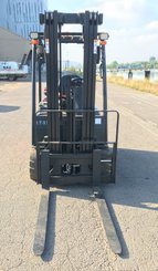 Chariot élévateur électrique Doosan B18T-7 - 1