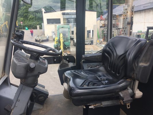 Chariot élévateur lourd diesel Kalmar DCE180-6