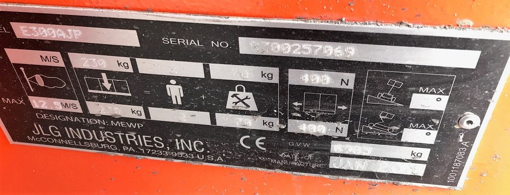 Nacelle articulée JLG E300AJP
