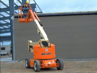 Nacelle articulée JLG E450A - 1